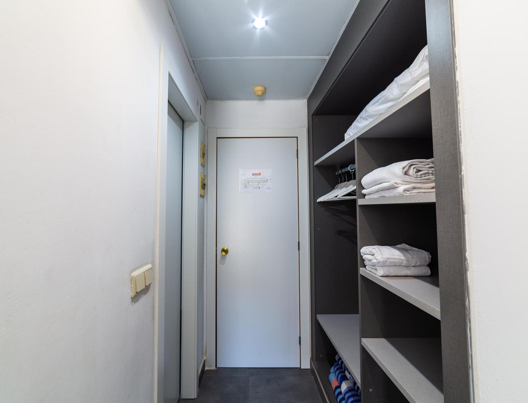 Apartamento Inter 2 *